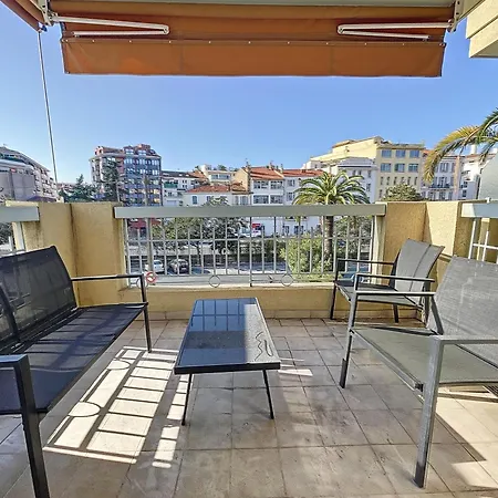 Bright And Vast 1br Balcony Parking Heart Of Town 1 Mn Apartmán Cannes